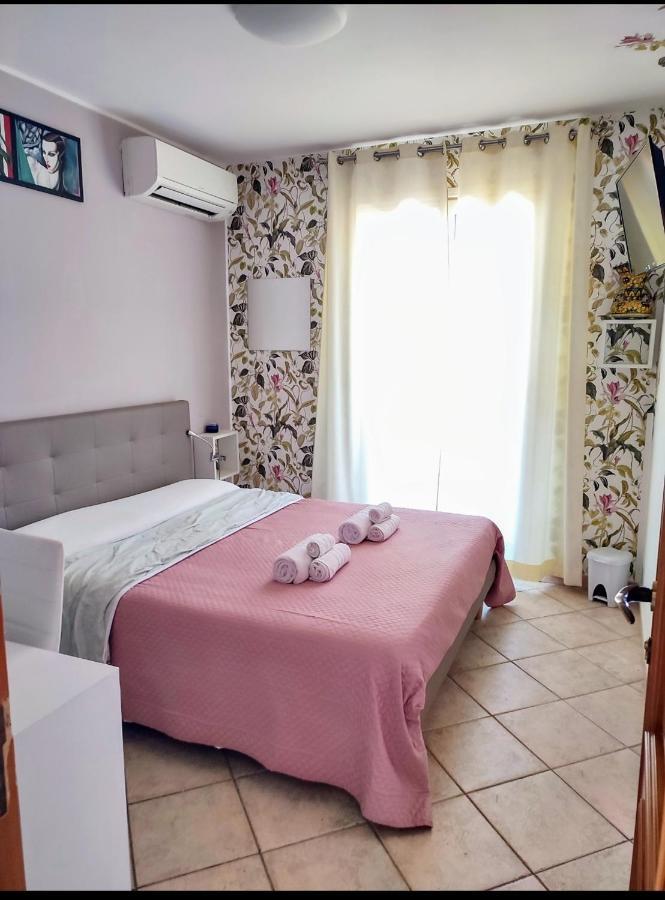 Casa Vacanze Isolotto Изола-делле-Феммине Экстерьер фото